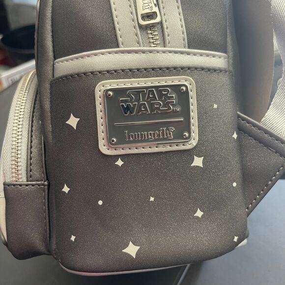 Disney Parks Star Wars Mandalorian Grogu Loungefly Mini Back Pack Baby Yoda 2024 main image 8